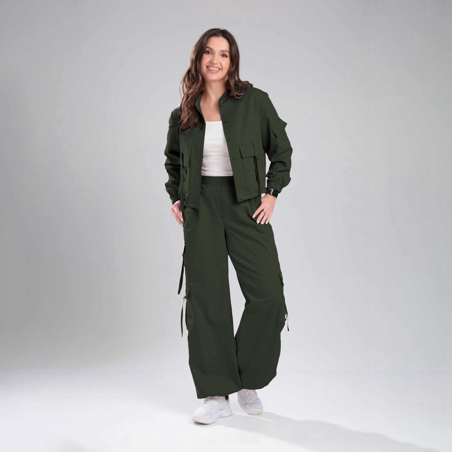 Women’s High-Street Utility Cargo Set – Cropped Multi-Pocket Combat Jacket & Wide-Leg Utility Trousers
