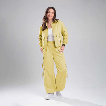 Women’s High-Street Utility Cargo Set – Cropped Multi-Pocket Combat Jacket & Wide-Leg Utility Trousers