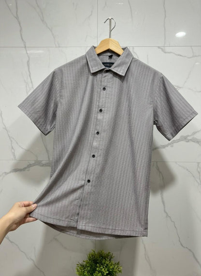 Men's Premium Vertical Textured Knit Short-Sleeve Shirt – Modern Slim Fit Casual Button-Down
